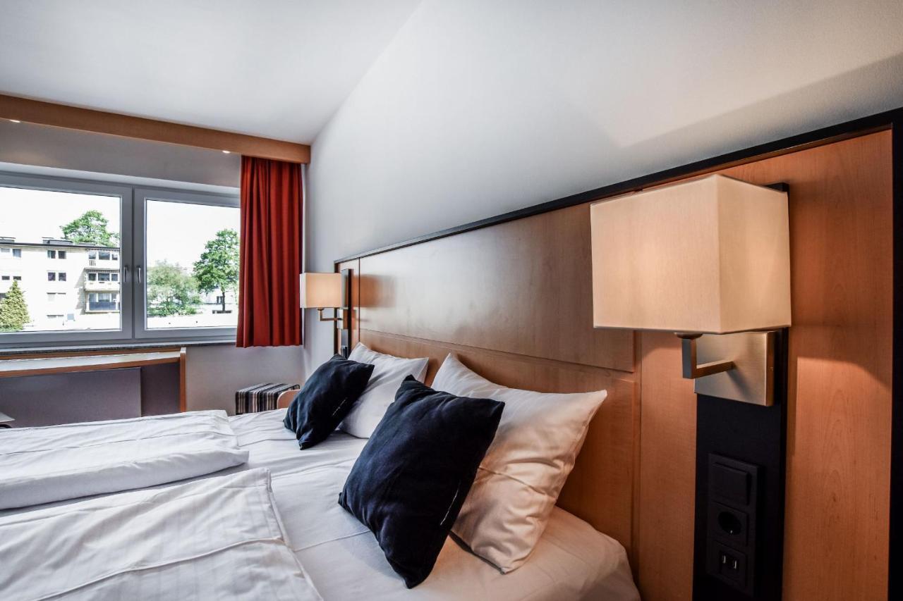 Stay Lev Hotel Leverkusen Exterior foto