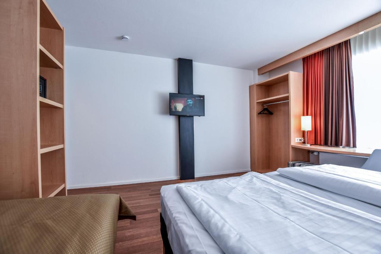 Stay Lev Hotel Leverkusen Exterior foto